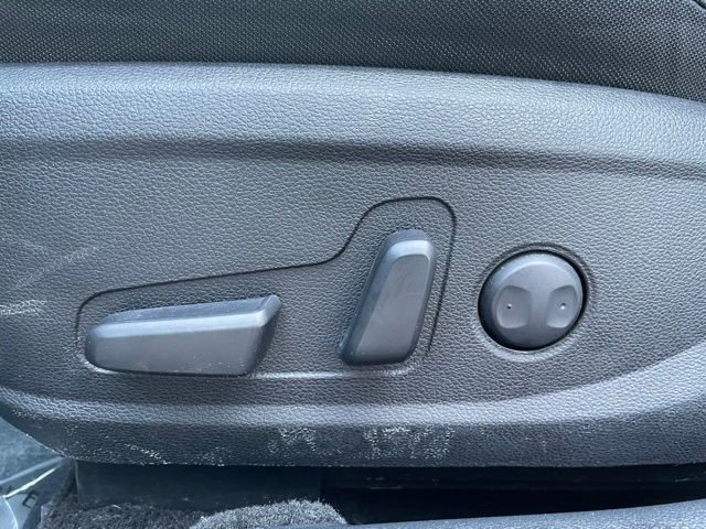 Used 2019 Kia Optima LX w/ LX Premium Package image 11