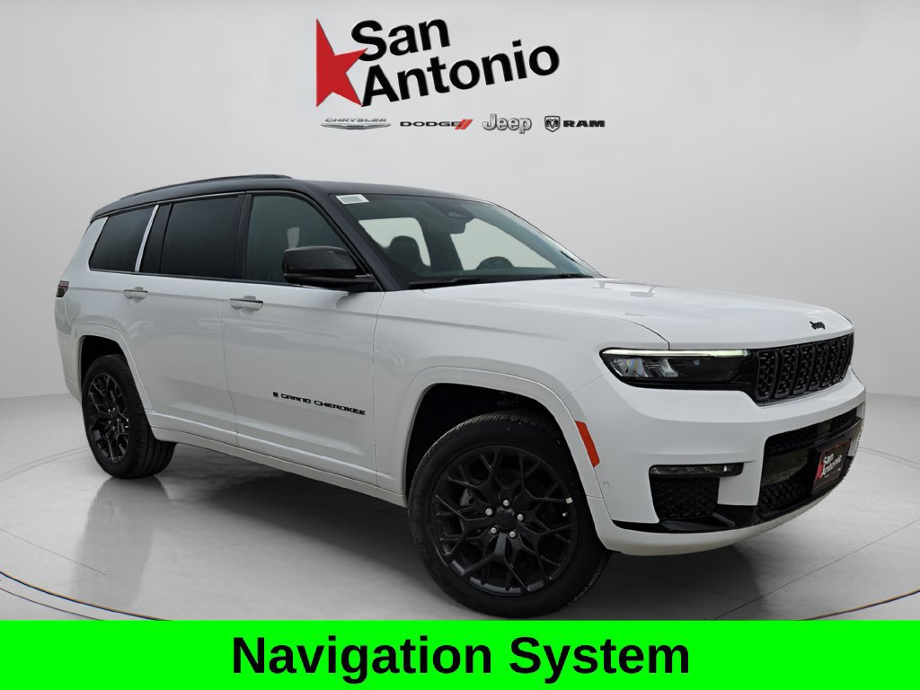Used 2024 Jeep Grand Cherokee L Summit w/ Advanced Protech Group IV AWD/4WD image 2
