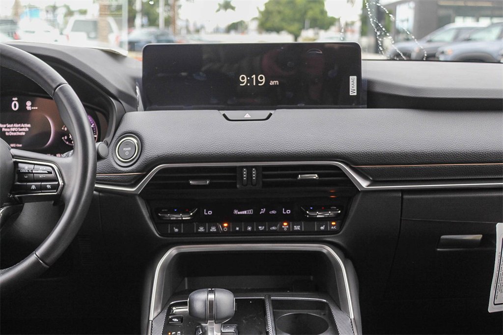 New 2025 MAZDA CX-70 Plug-In Hybrid w/ Premium Pkg image 15