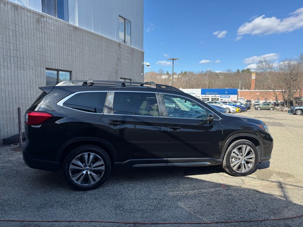 Used 2022 Subaru Ascent Limited w/ Technology Package image 7