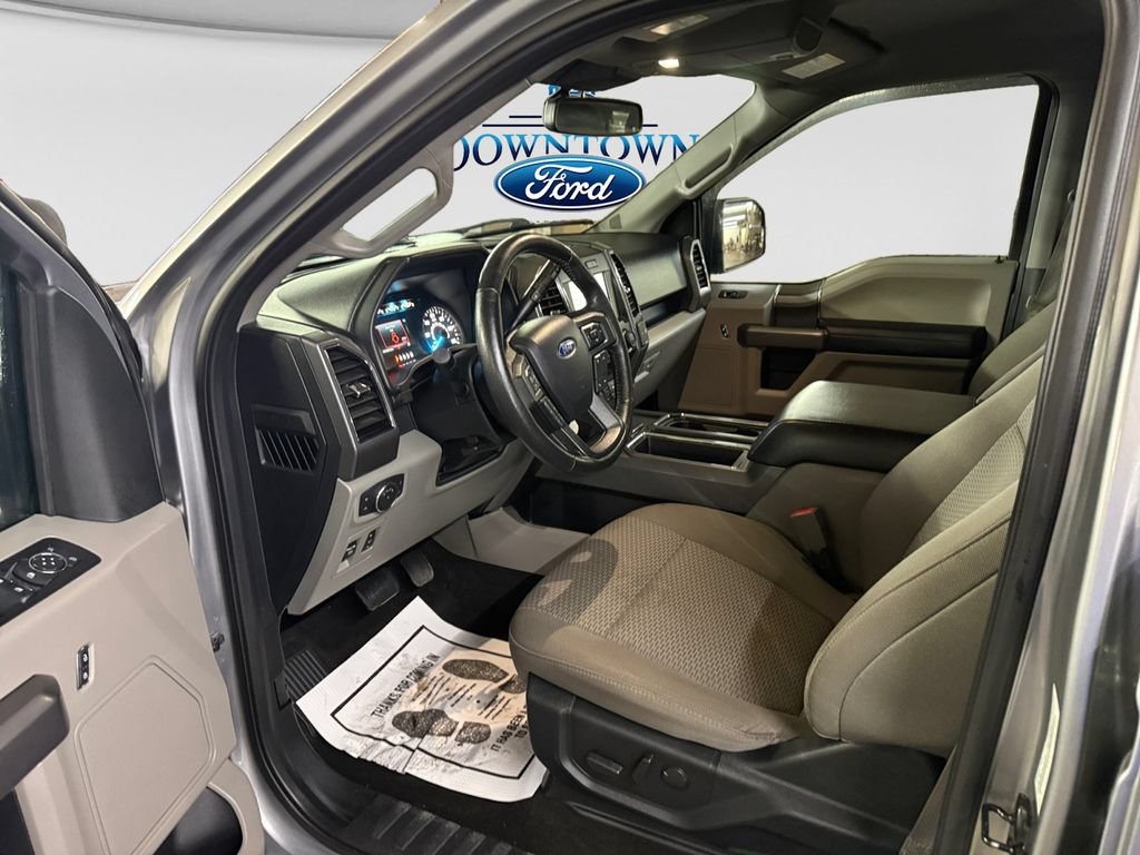 Used 2020 Ford F150 XLT w/ Equipment Group 302A Luxury AWD/4WD image 25