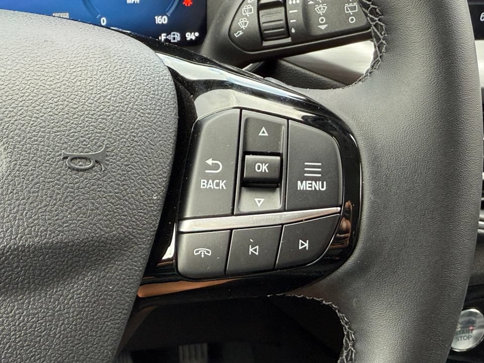 Used 2024 Ford Escape SE w/ PHEV Premium Package FWD image 21