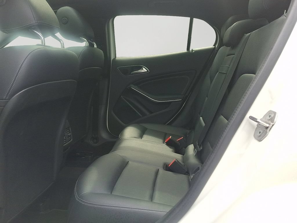 Used 2018 Mercedes-Benz GLA 250 4MATIC image 8