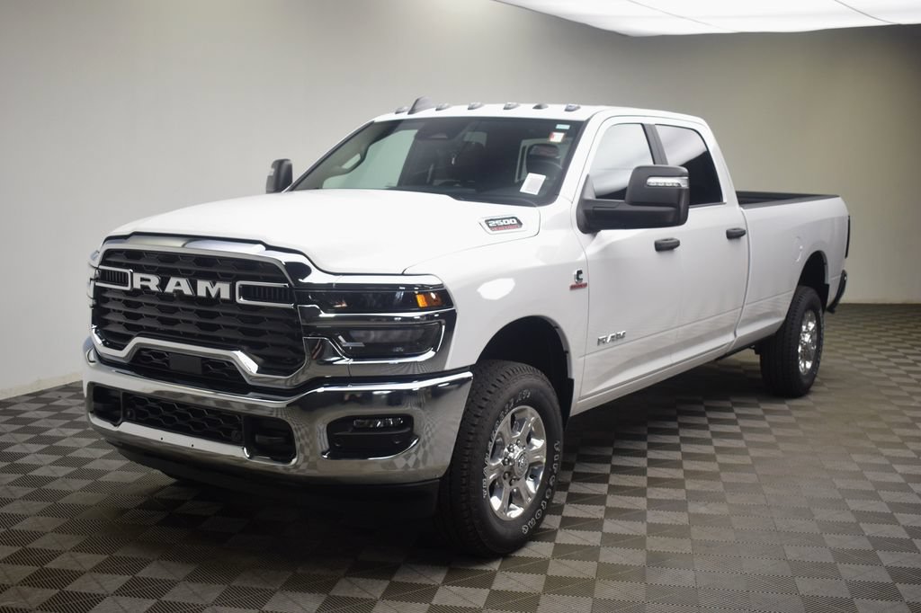 New 2026 RAM 2500 Big Horn AWD/4WD image 16