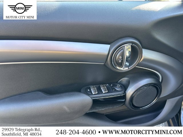 Certified 2024 MINI Cooper 4-Door Hardtop FWD image 18