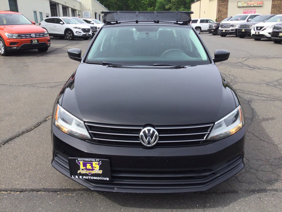 Used 2015 Volkswagen Jetta SE FWD image 3