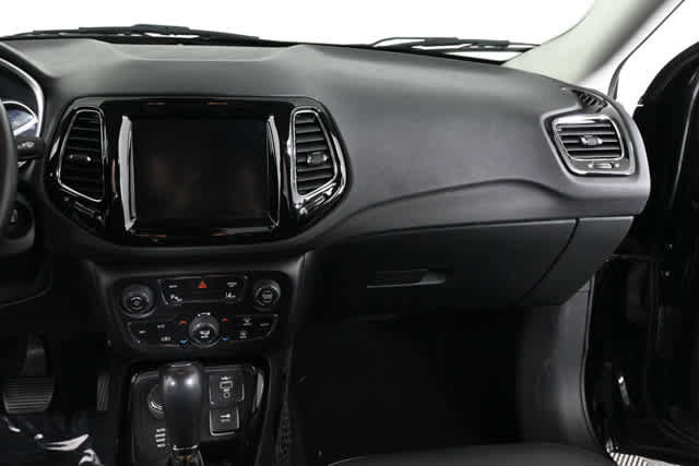 Used 2021 Jeep Compass Limited AWD/4WD image 16