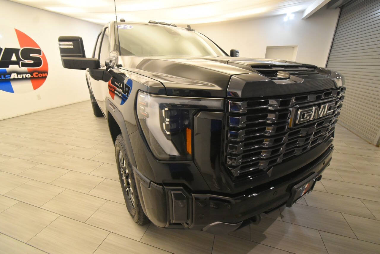 Used 2024 GMC Sierra 2500 Denali Ultimate w/ Max Trailering Package AWD/4WD image 7