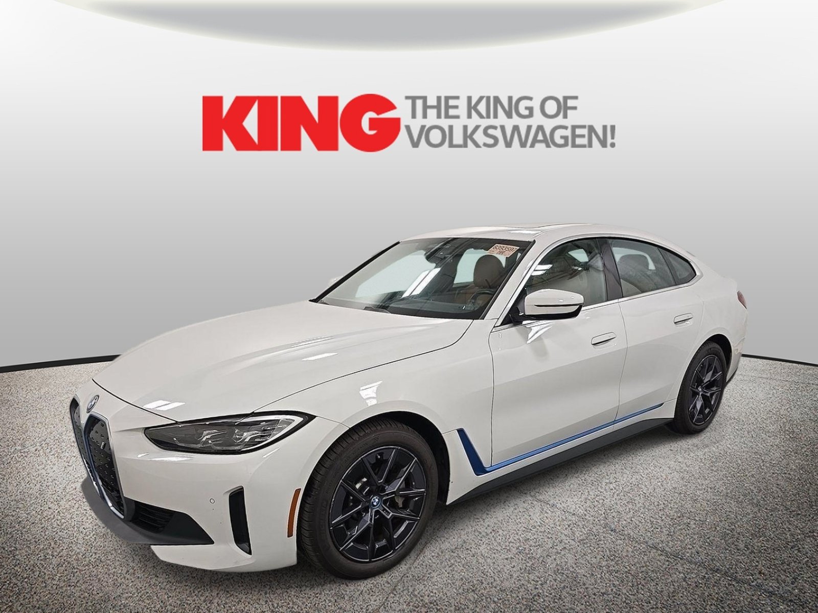 Used 2023 BMW i4 eDrive35 RWD image 2