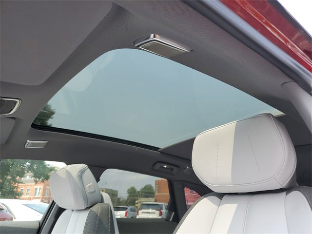 New 2025 Cadillac Optiq Sport 1 image 21
