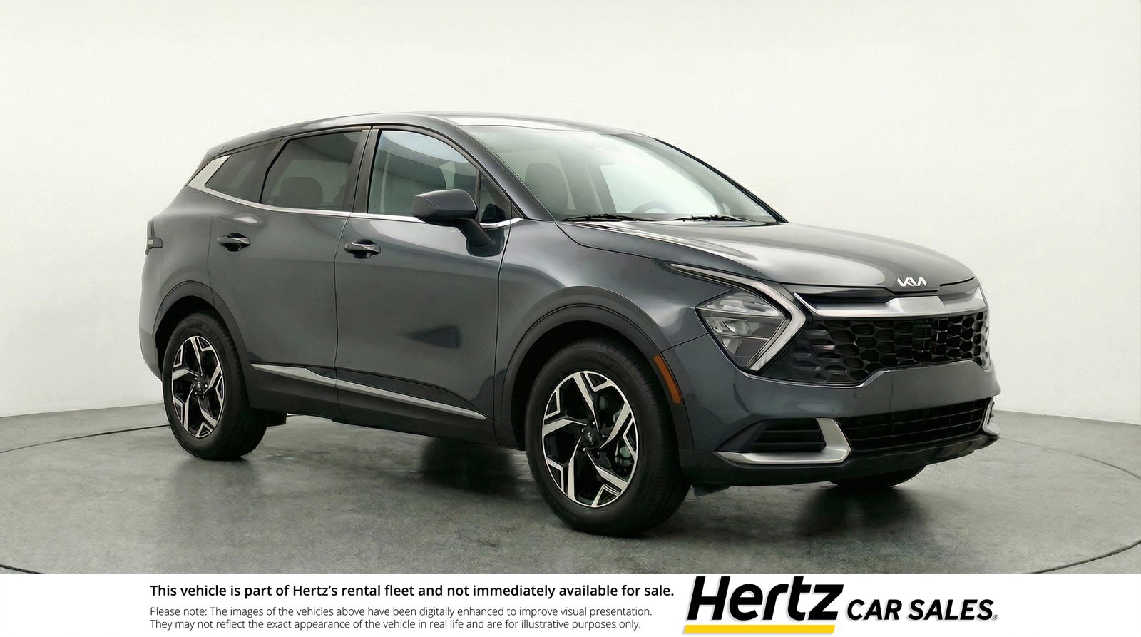 Used 2025 Kia Sportage LX image 1