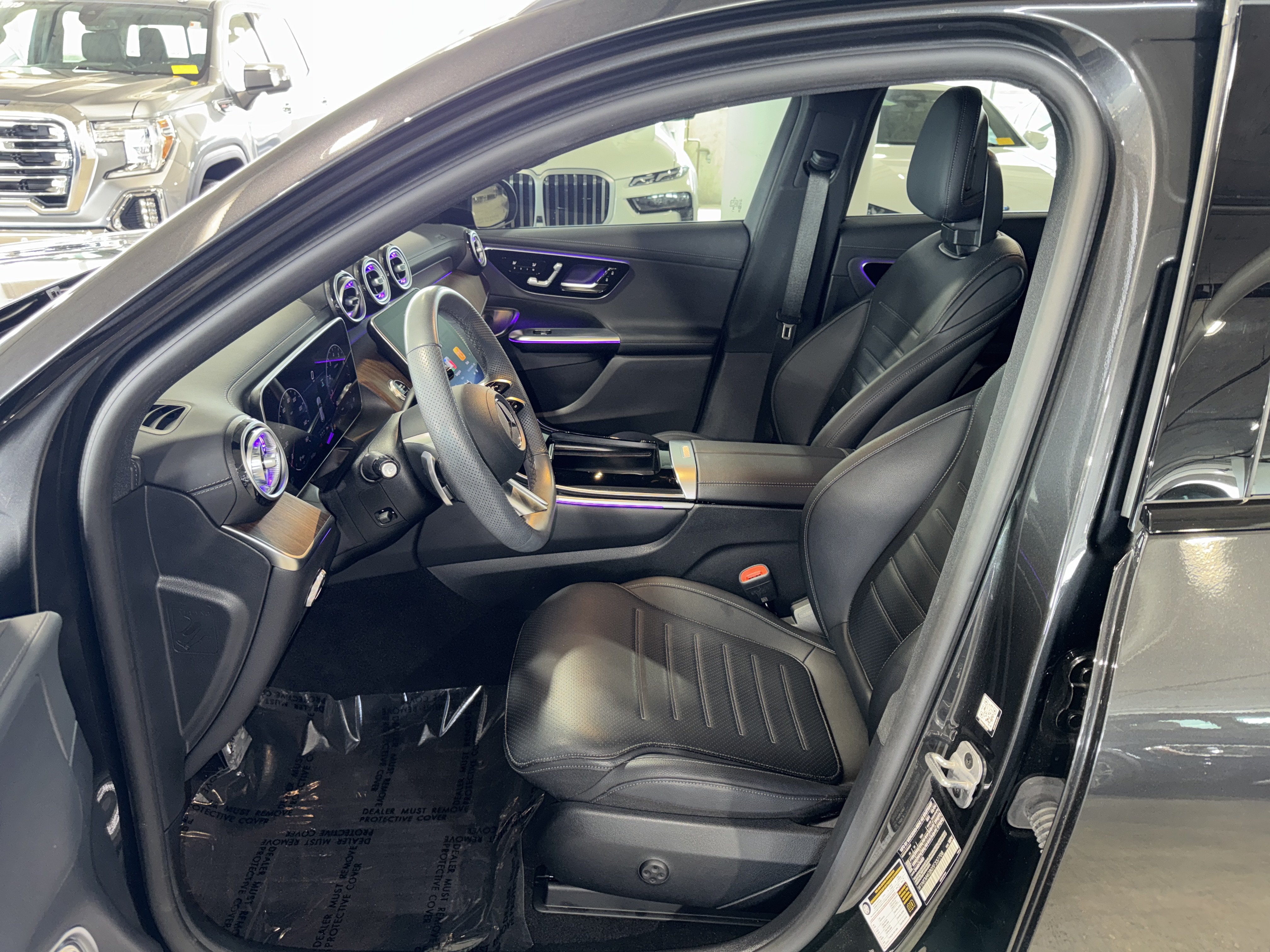 Used 2025 Mercedes-Benz GLC 300 image 19