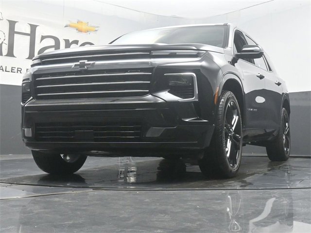 New 2025 Chevrolet Traverse High Country w/ LPO, Floor Liner Package image 35