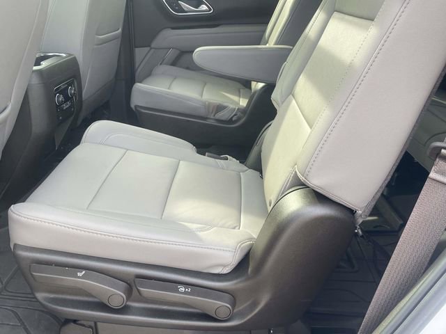 Used 2024 Chevrolet Tahoe Z71 w/ Luxury Package AWD/4WD image 12