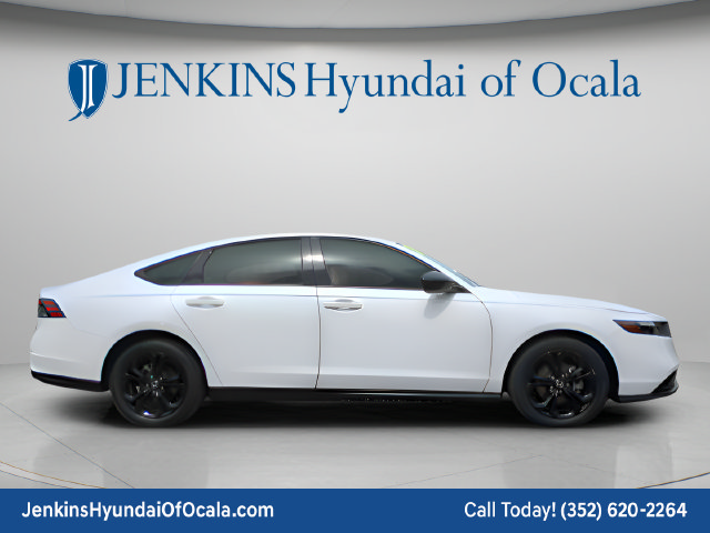 Used 2025 Honda Accord SE image 2