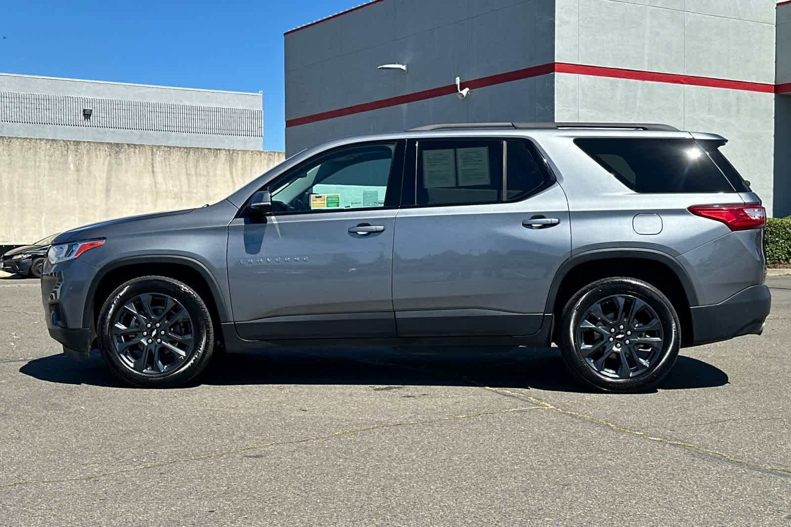 Used 2020 Chevrolet Traverse RS image 9
