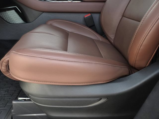 New 2026 Lincoln Aviator Reserve w/ Luxury Package RWD image 13