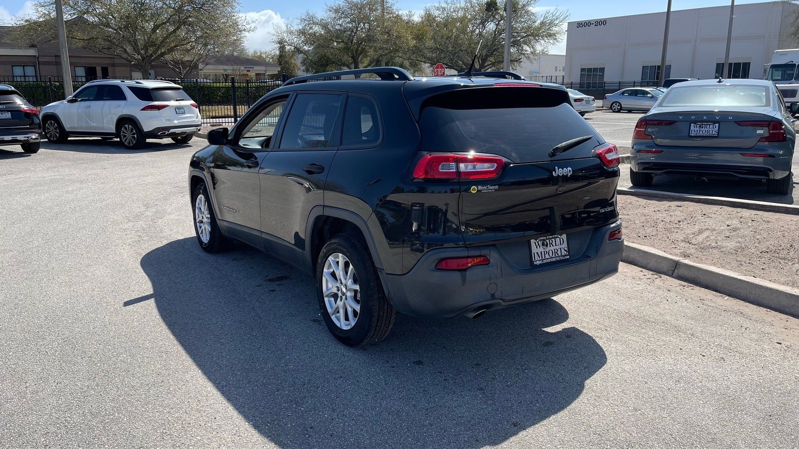 Used 2015 Jeep Cherokee Sport w/ Sport Appearance Group FWD image 51