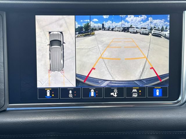 Used 2022 GMC Yukon Denali RWD image 32