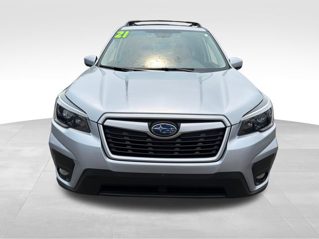 Used 2021 Subaru Forester Premium AWD/4WD image 2