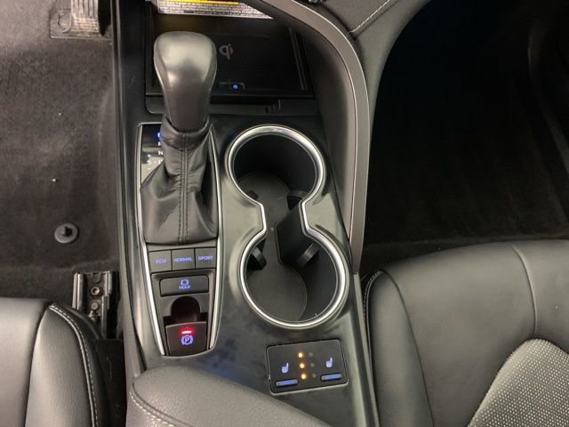 Used 2019 Toyota Camry XSE image 24