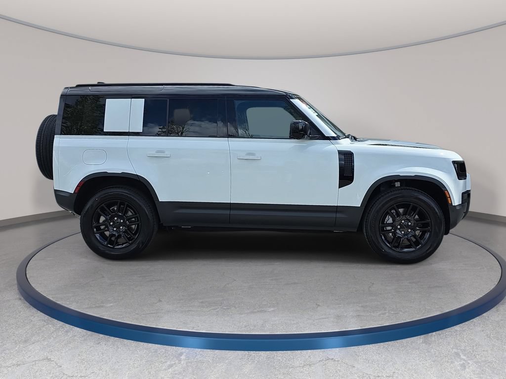 New 2026 Land Rover Defender 110 S AWD/4WD image 7