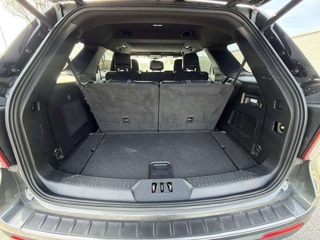 Used 2020 Ford Explorer Limited w/ Class III Trailer Tow Package AWD/4WD image 14