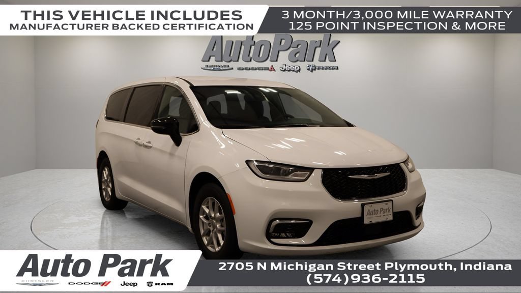 Used 2025 Chrysler Pacifica Select FWD video 1