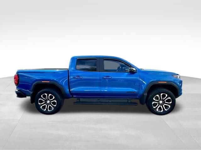 Used 2024 GMC Canyon AT4 w/ AT4 Premium Package AWD/4WD image 10