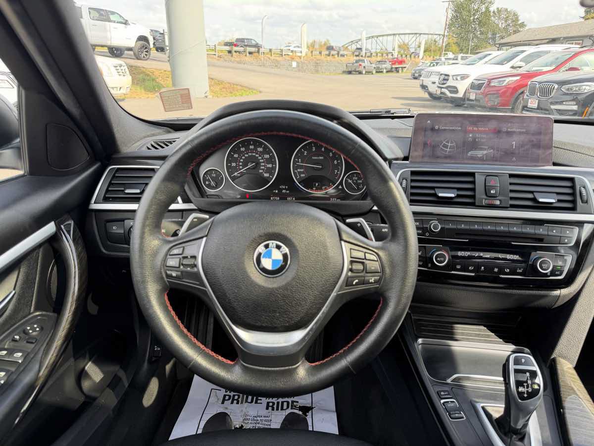 Used 2018 BMW 330i xDrive Sedan AWD/4WD image 21