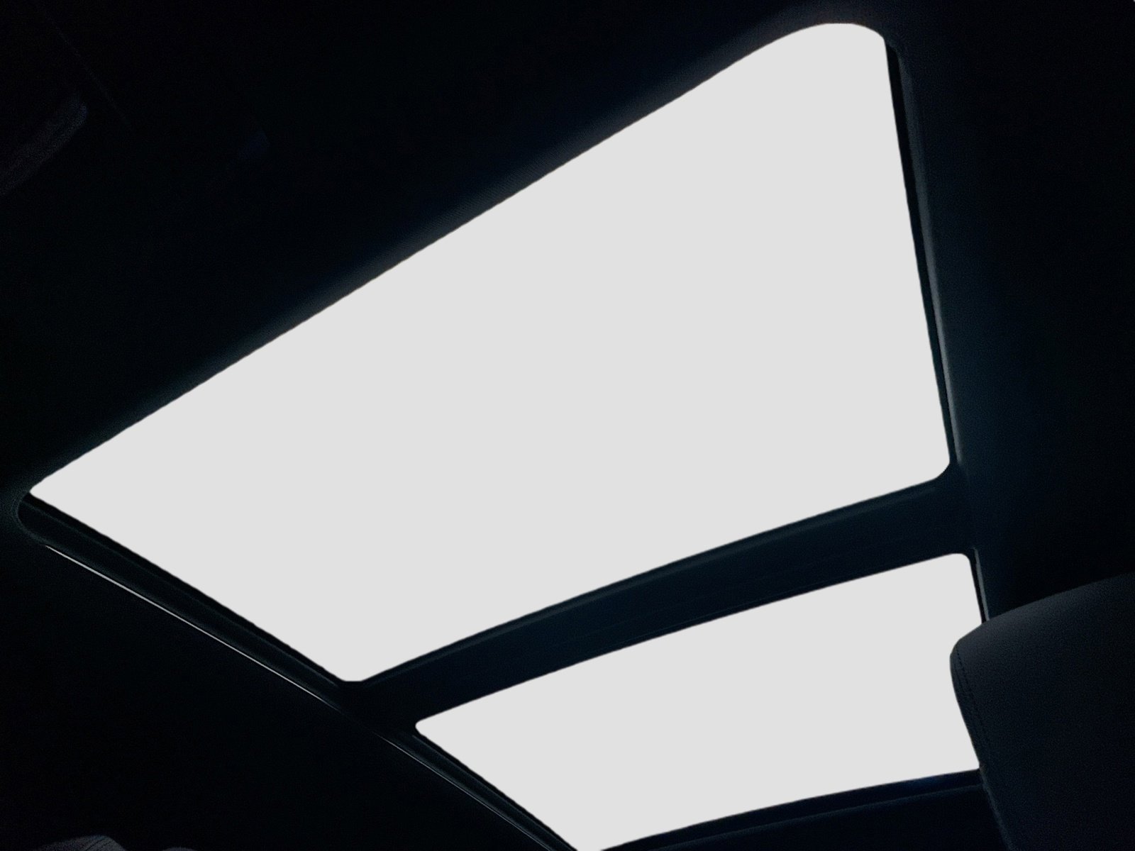 Used 2022 BMW X1 sDrive28i w/ Convenience Package image 13