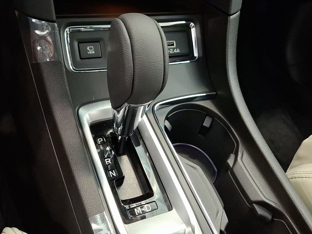 New 2025 Subaru Ascent Limited image 11