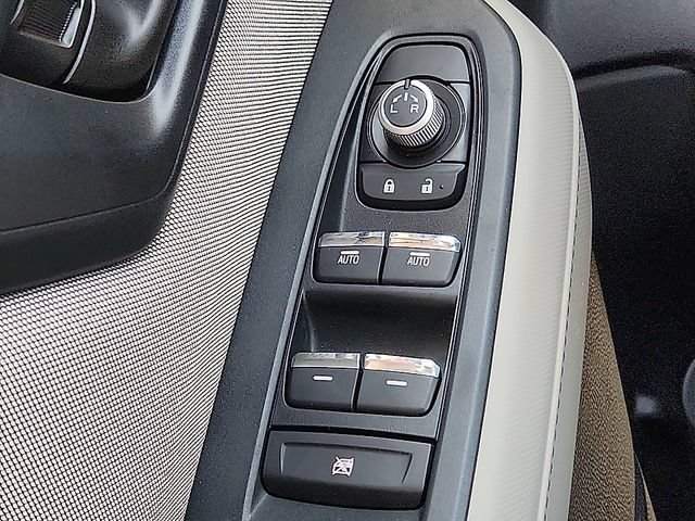 Certified 2025 Subaru Forester Premium AWD/4WD image 22