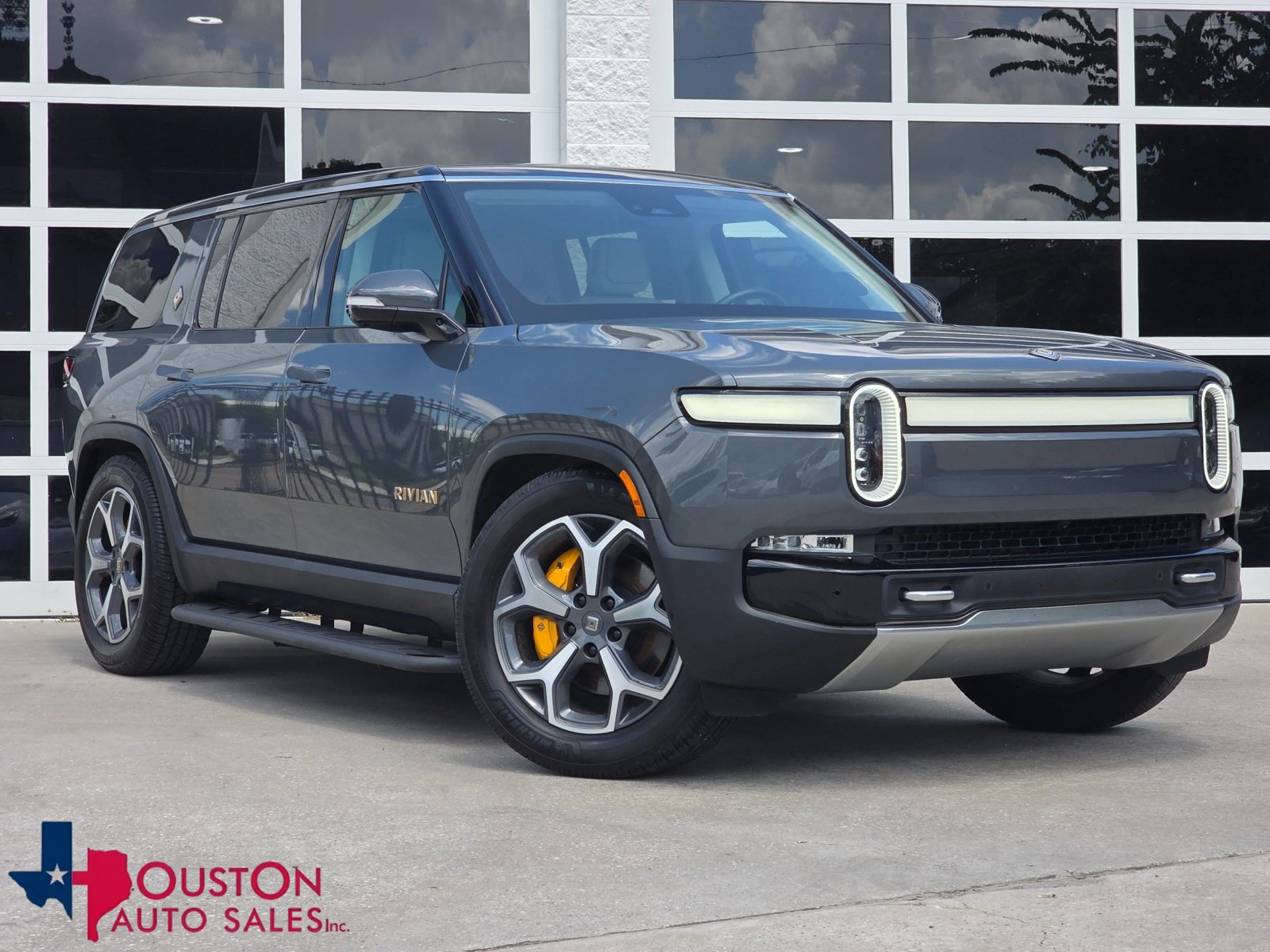 Used 2023 Rivian R1S Adventure Quad