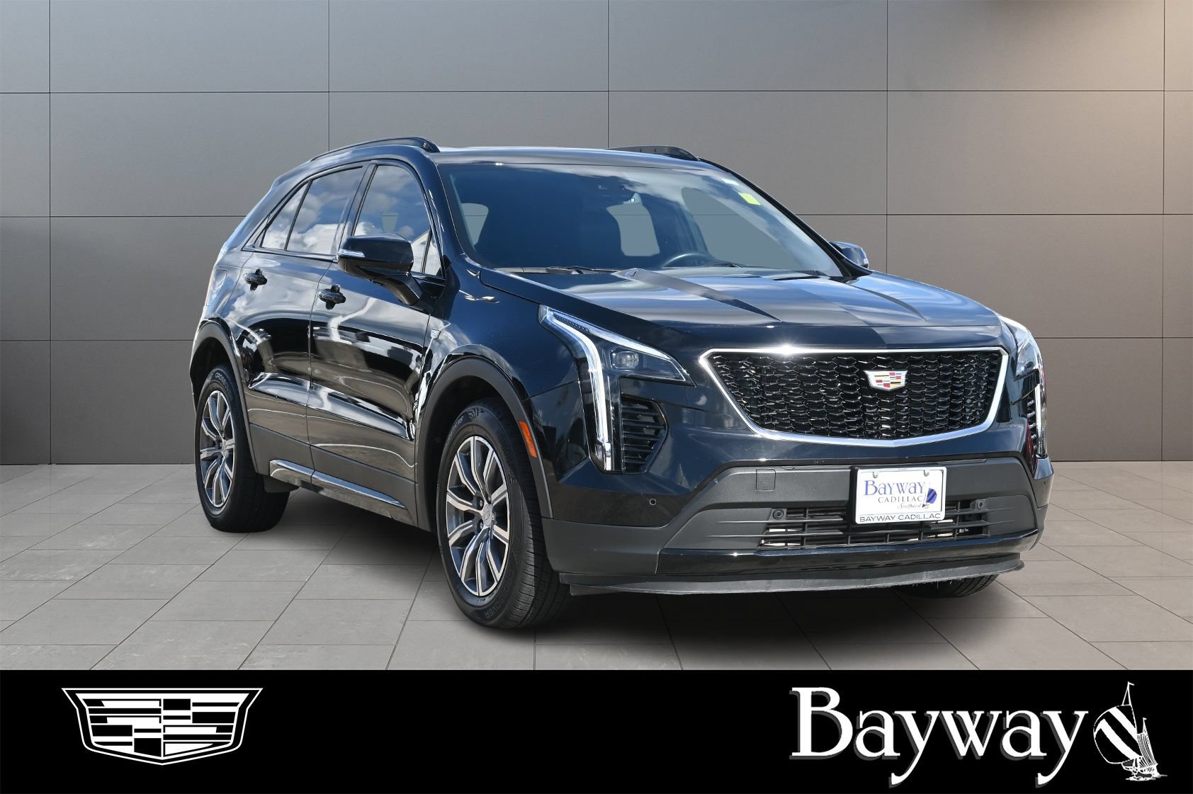 Certified 2022 Cadillac XT4 Sport w/ Comfort Package FWD image 3