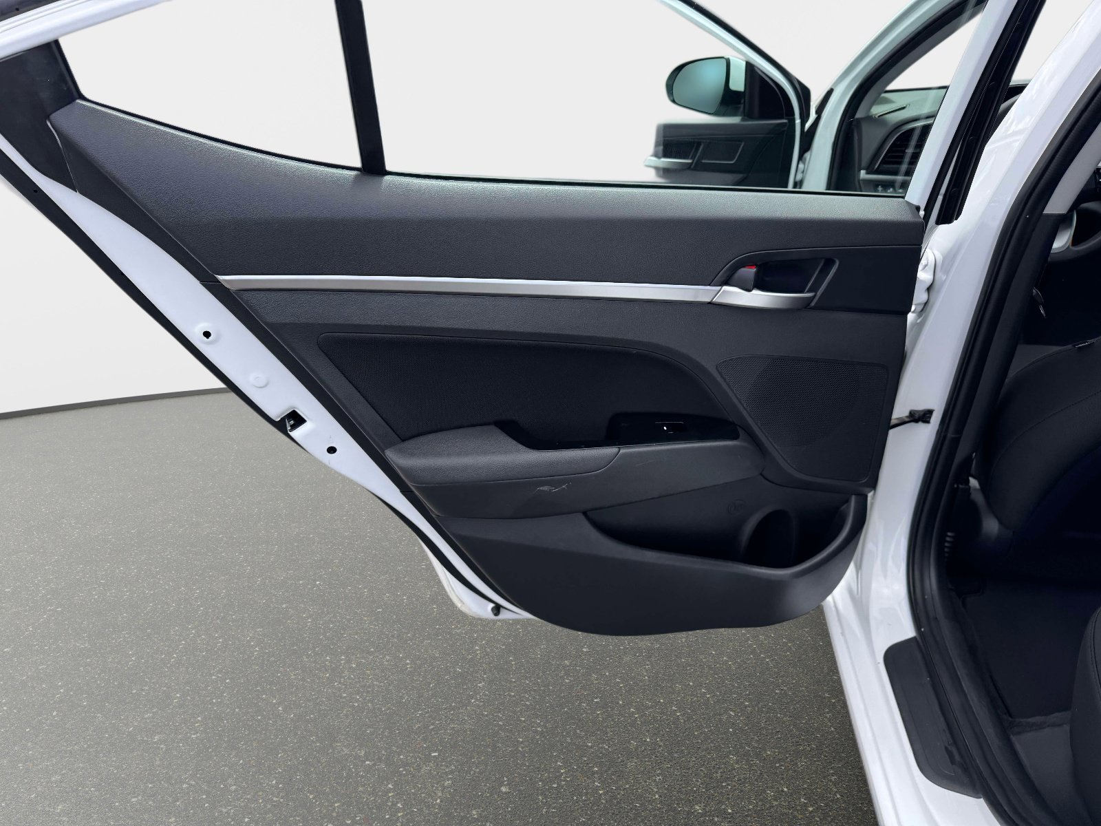 Used 2020 Hyundai Elantra SEL w/ Cargo Package (C1) FWD image 22