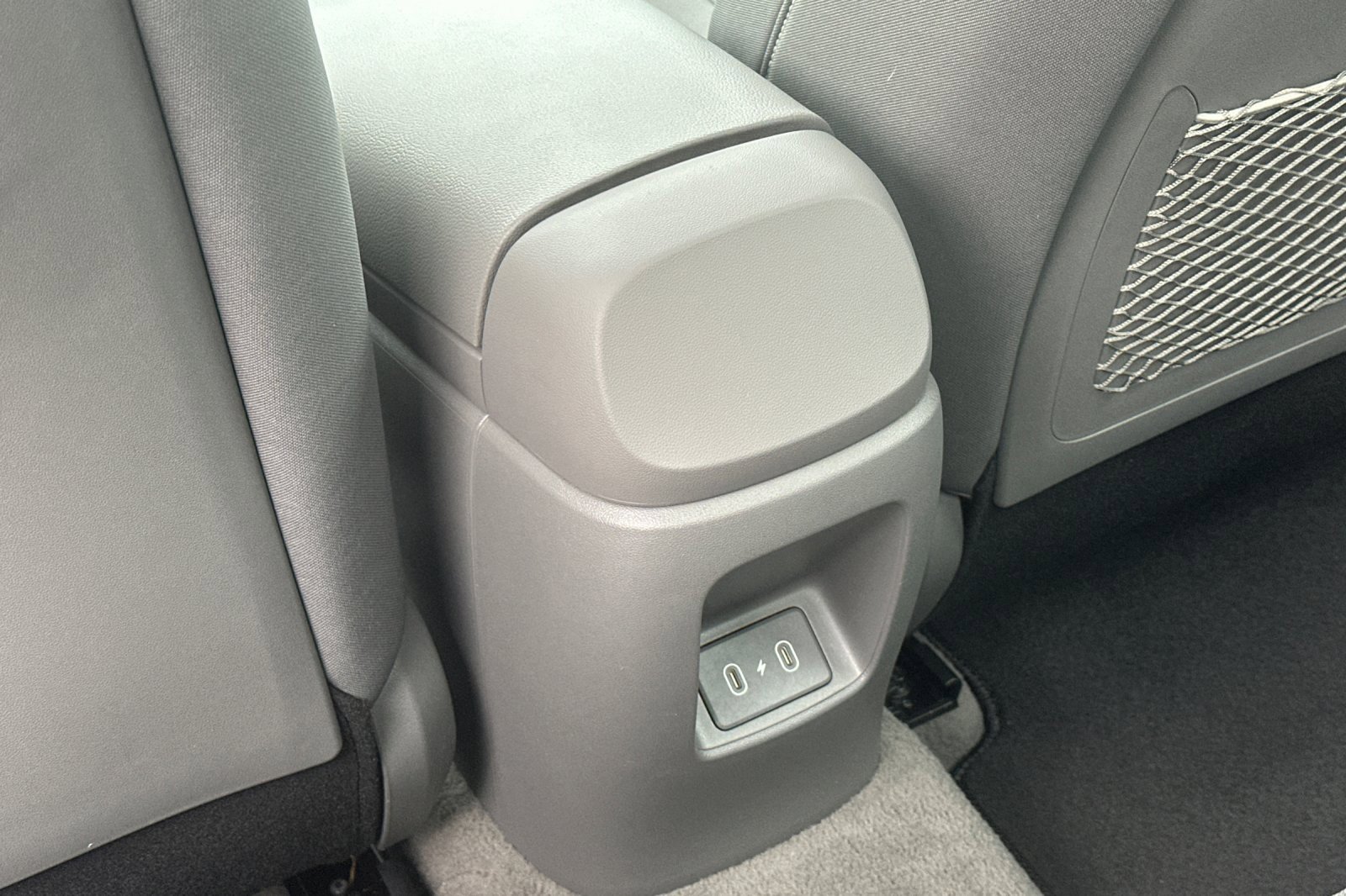 Used 2024 Hyundai Elantra SEL w/ Convenience Package image 12