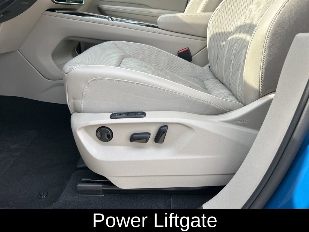 Certified 2025 Volkswagen Atlas SEL Premium R-Line image 16