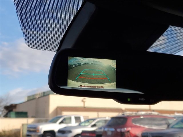 Used 2018 Toyota C-HR XLE image 14