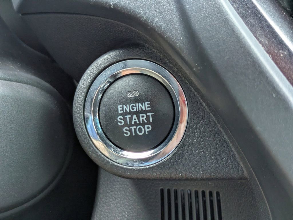 Certified 2025 Subaru Forester Premium image 27