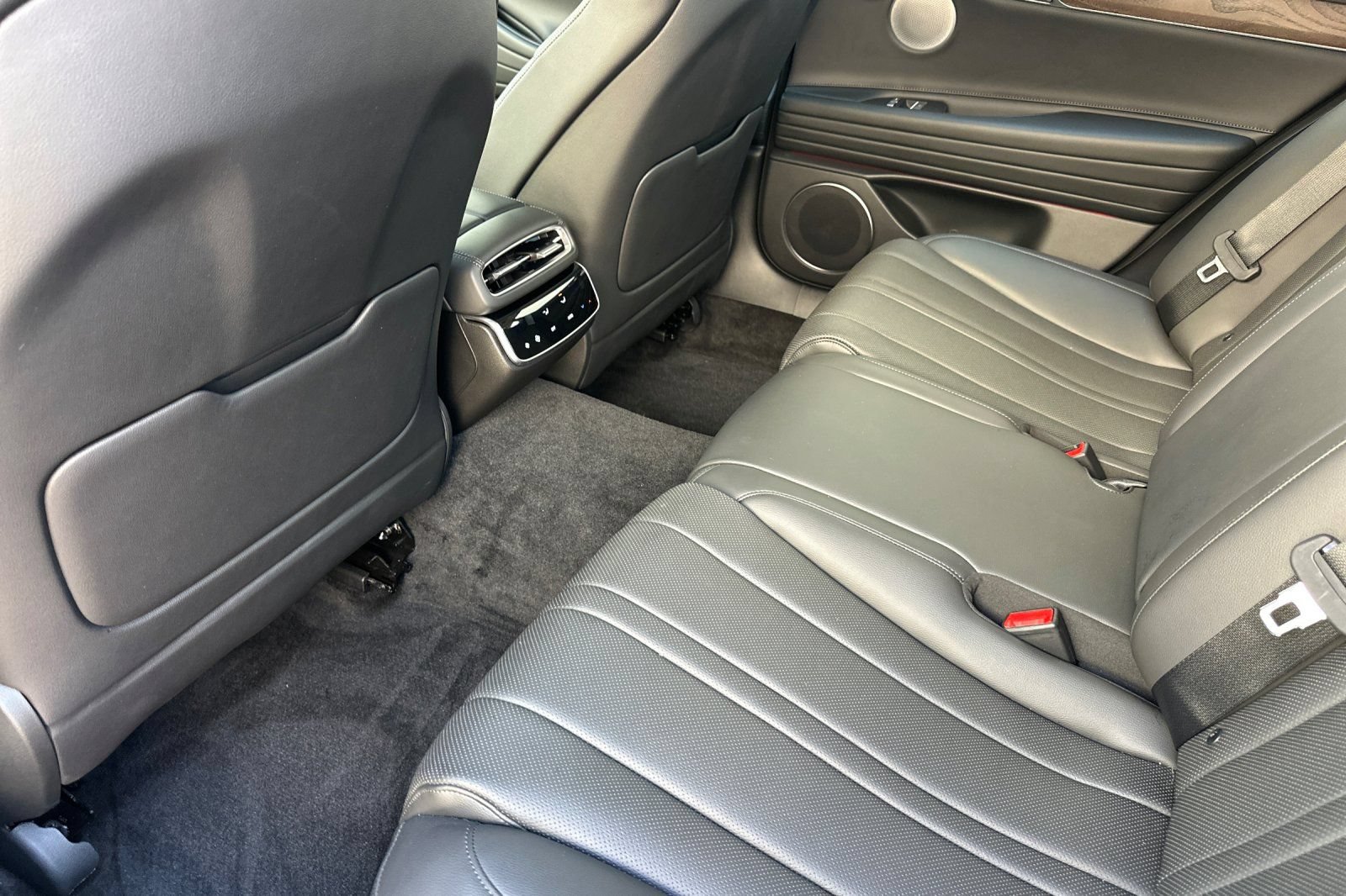 Used 2026 Genesis G80 2.5T Advanced AWD/4WD image 15