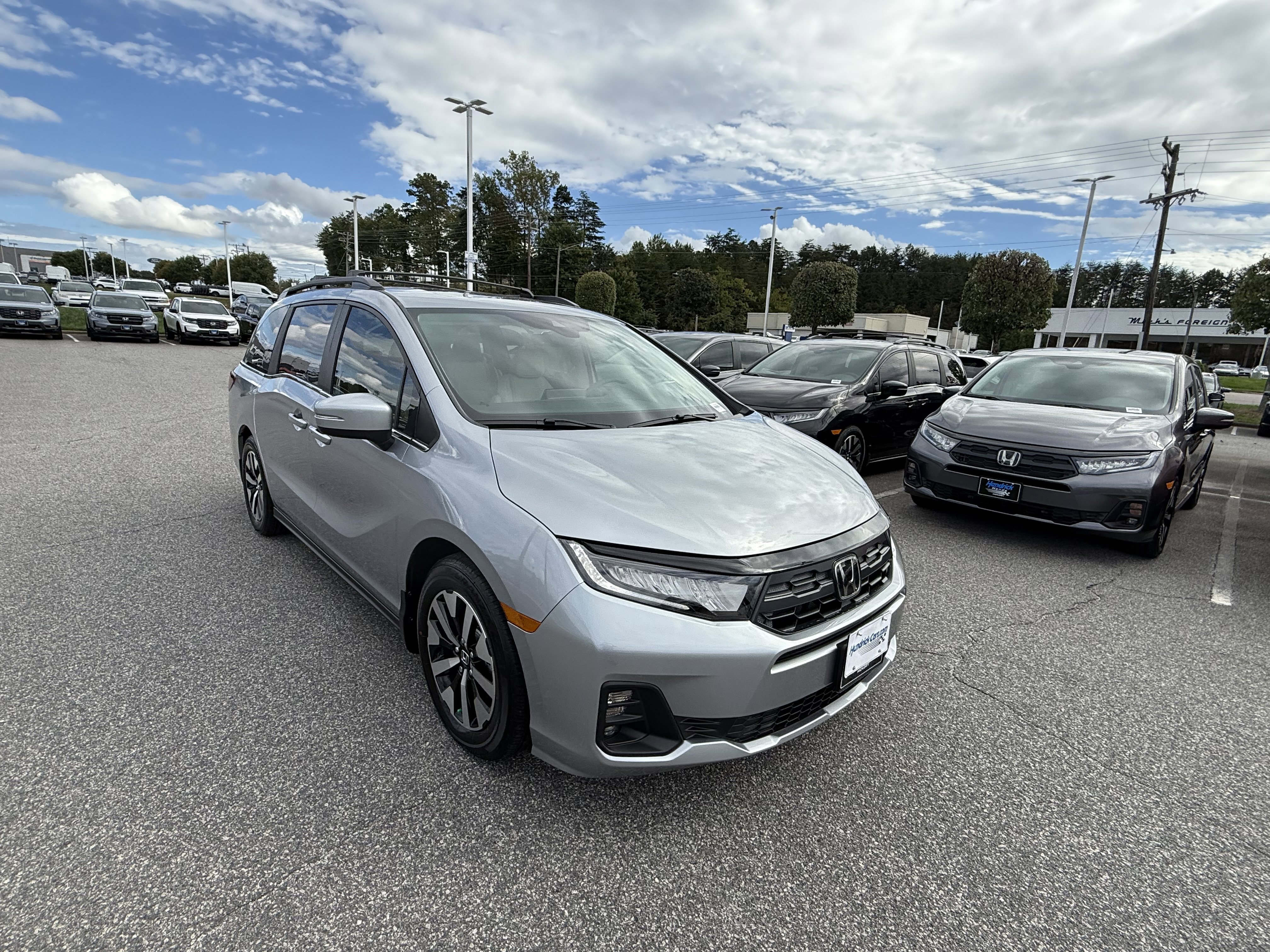 New 2026 Honda Odyssey EX-L image 3