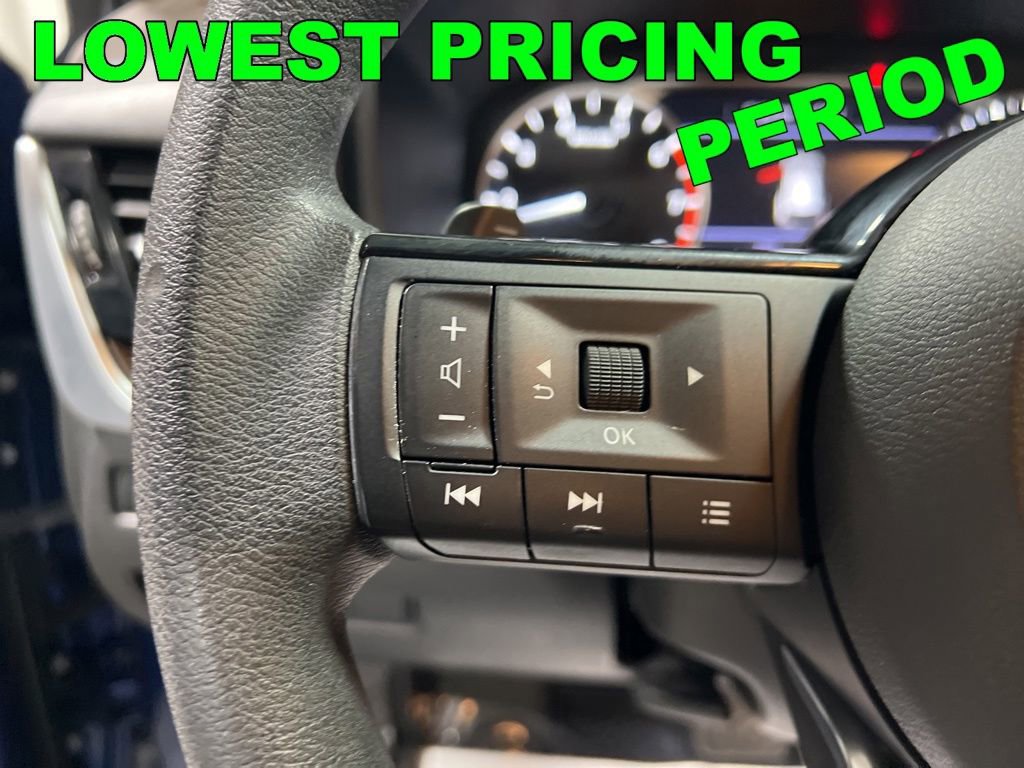 Used 2022 Nissan Rogue SV image 22