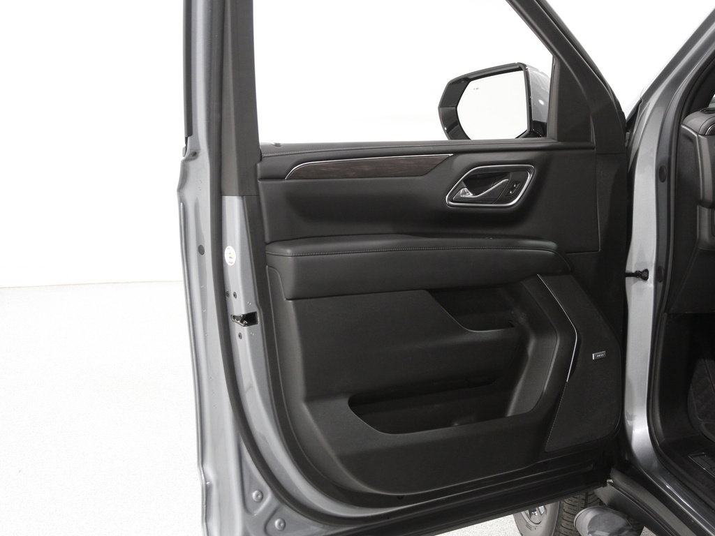 Certified 2023 Chevrolet Tahoe Z71 w/ Luxury Package image 4