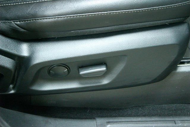 Used 2021 Ford Ranger Lariat w/ Tremor Off-Road Package image 11