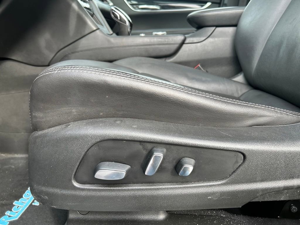 Used 2020 Cadillac XT5 Premium Luxury image 22