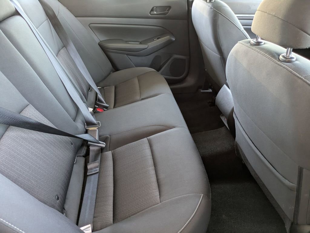 Used 2025 Nissan Altima 2.5 SV image 29
