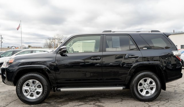 Used 2023 Toyota 4Runner SR5 Premium image 9
