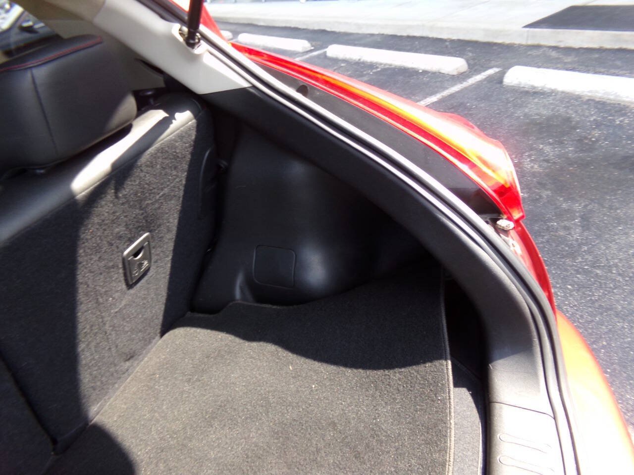 Used 2012 Nissan Juke SL AWD/4WD image 33