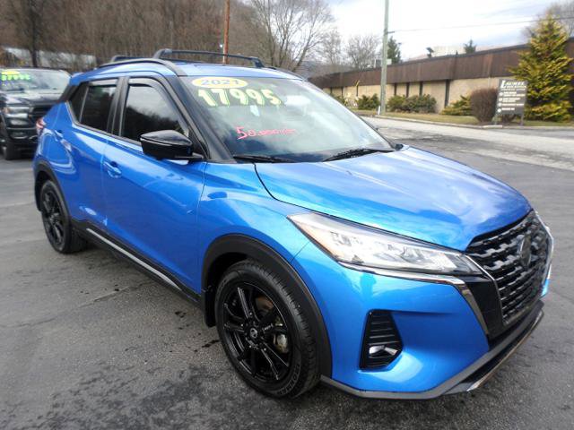 Used 2021 Nissan Kicks SR image 1